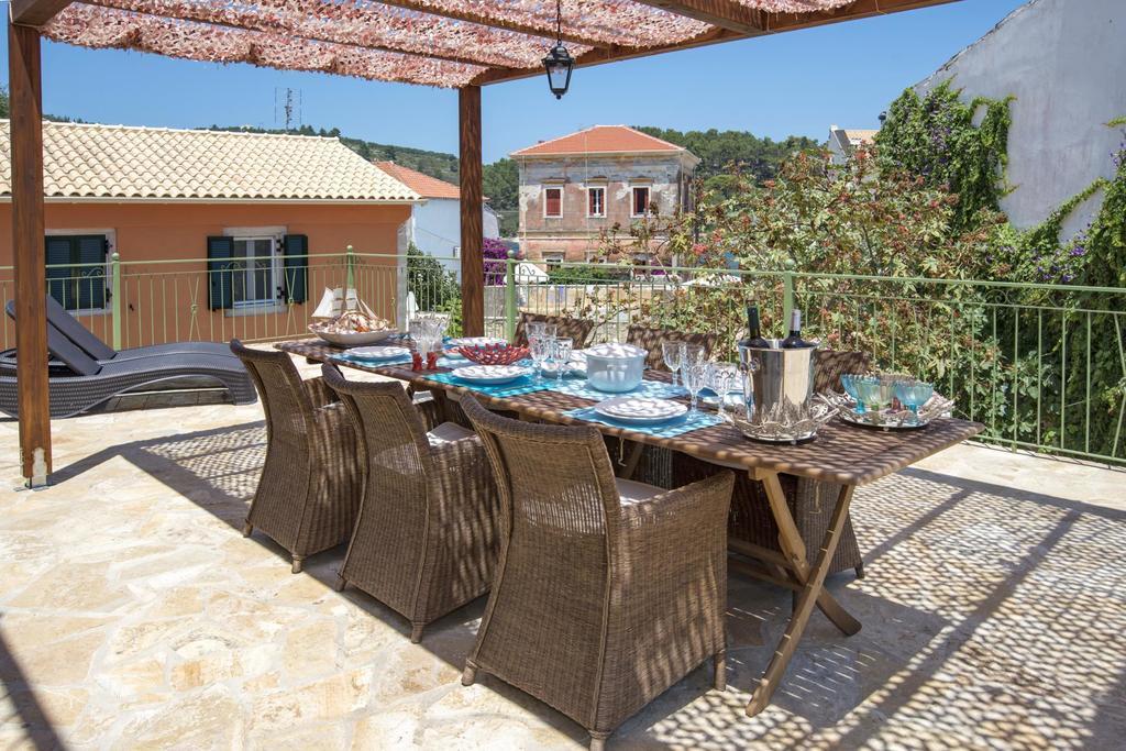 Avra Villa Gaios Rum bild